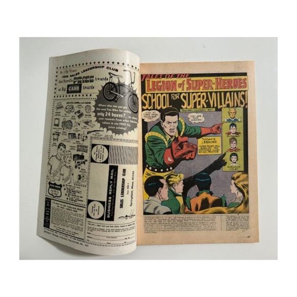 Adventure Comics #372 DC 1968 Silver Age Comic Book- Excellent Condition - Picture 3 of 8